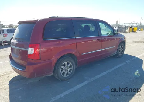 2013 Chrysler Town & Country Touring из США, поврежденный, VIN 2C4RC1BG0DR528986